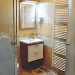 بيت ضيافة Hober