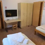 Πανσιόν Hober 3*