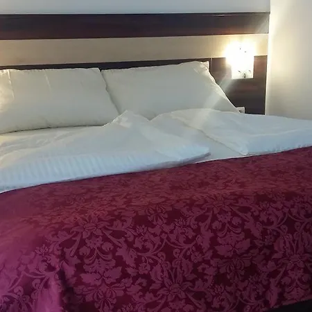 Hober 3* Prevalje