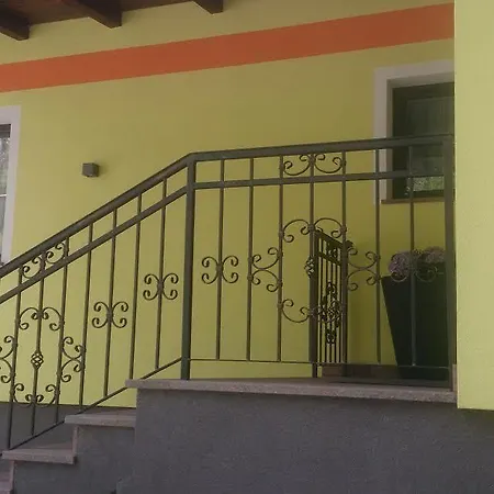 Hober 3* Prevalje