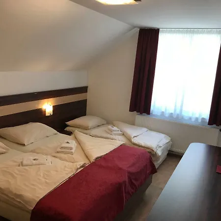 Guest house Hober 3*