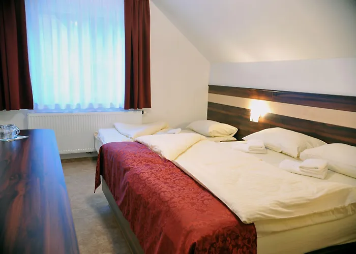 Hober Πανσιόν Prevalje